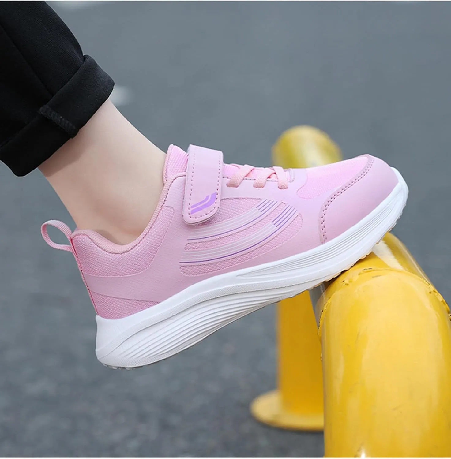 Running Shoes for Kids Hook and Loop Breathable Mesh Girls Sneakers Lightweight Anti-Slip Boys Footwear Trainers