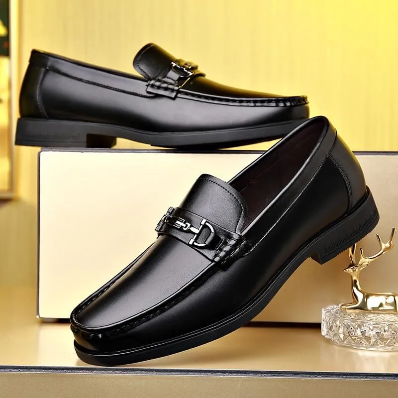 Sleek Men's Patent Leather Dress Shoes - Round-Toe Design with Traction Outsole for Proms & Award Ceremonies