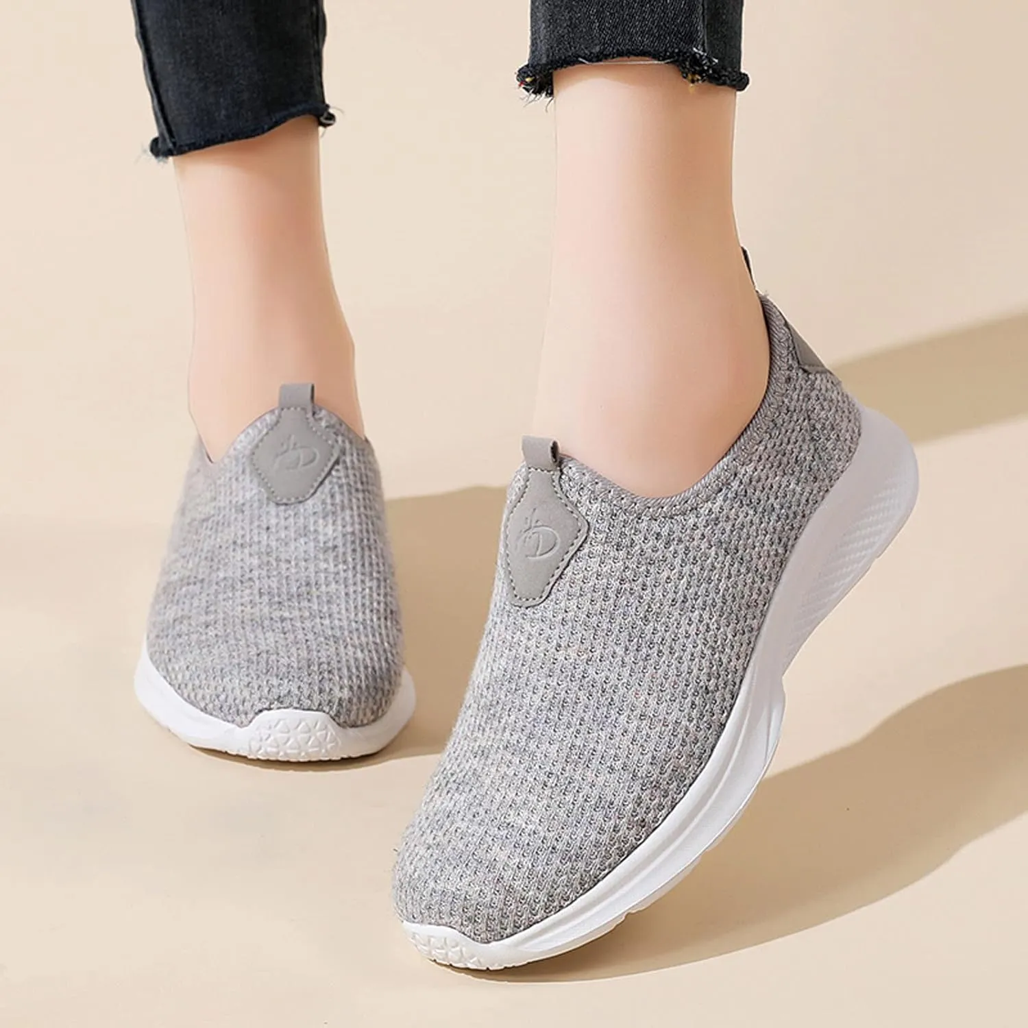 Women Casual Slip On Loafers Comfortable Walking Shoes Lightweight Canvas Sneakers Non Slip Flat Flats