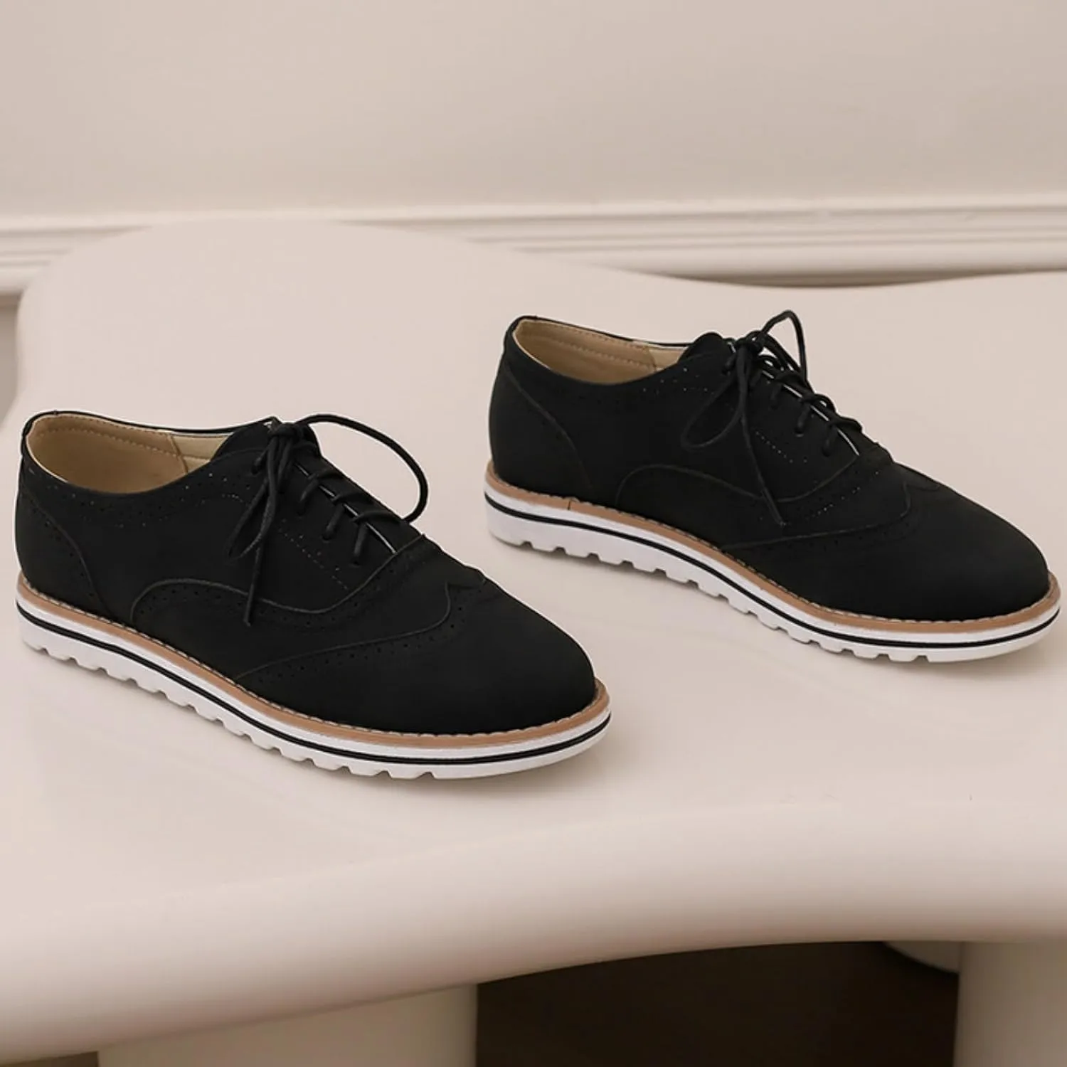 Women's Flats Lace-Up Oxfords Shoes Round Toe Low Platform Wingtip Brogues Classic Comfortable Derby Saddle Pumps