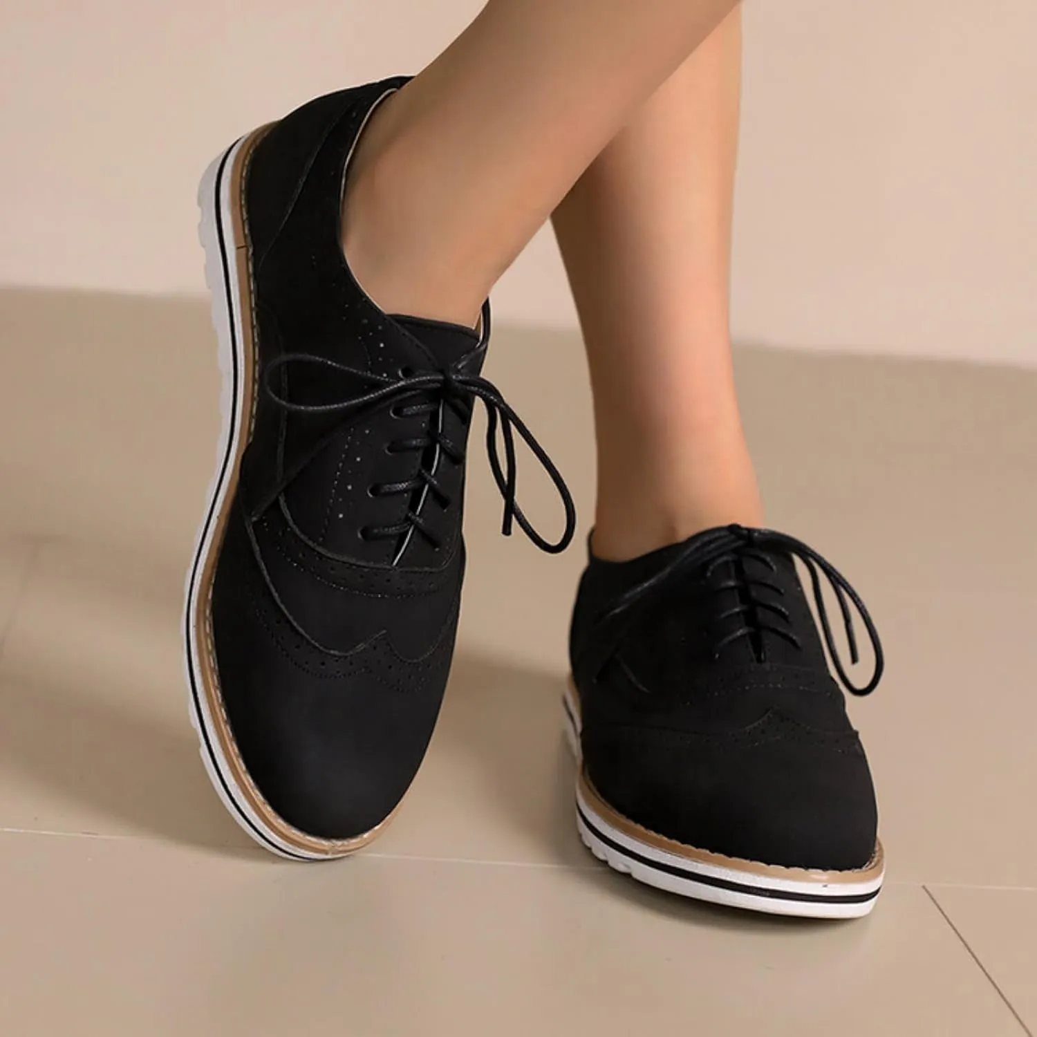 Women's Flats Lace-Up Oxfords Shoes Round Toe Low Platform Wingtip Brogues Classic Comfortable Derby Saddle Pumps
